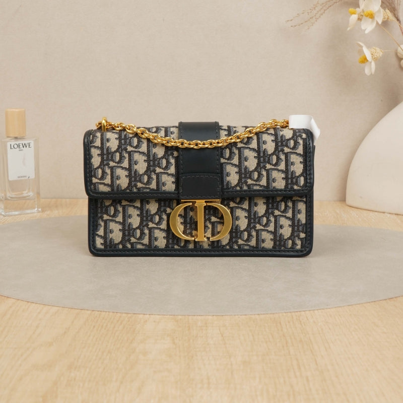 30 Montaigne East-West Bag with Chain Blue Dior Oblique Jacquard