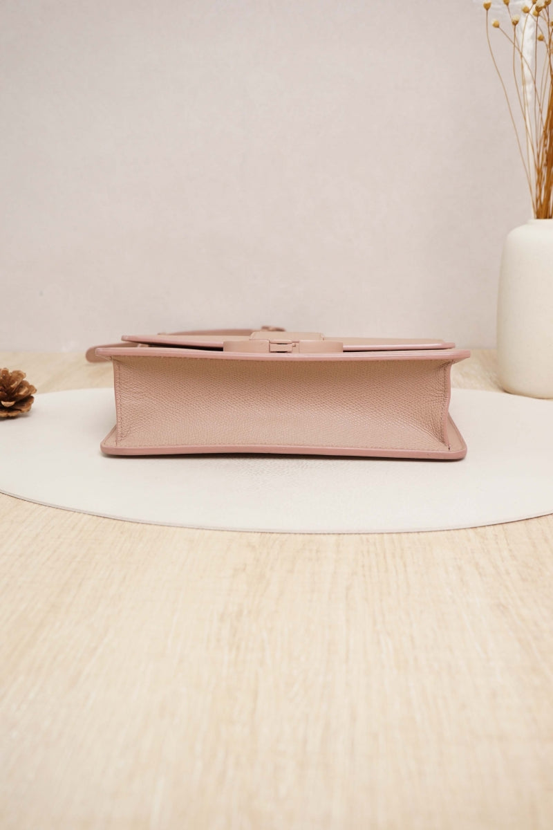 30 Montaigne Bag Blush Ultramatte Grained Calfskin