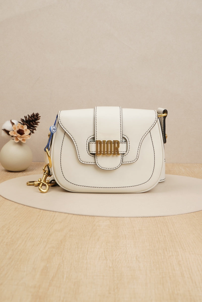 Medium D-Fence Leather Saddle Bag White