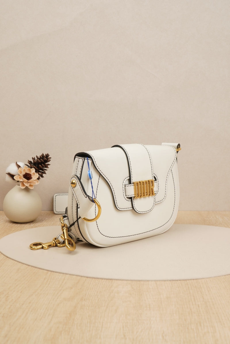 Medium D-Fence Leather Saddle Bag White