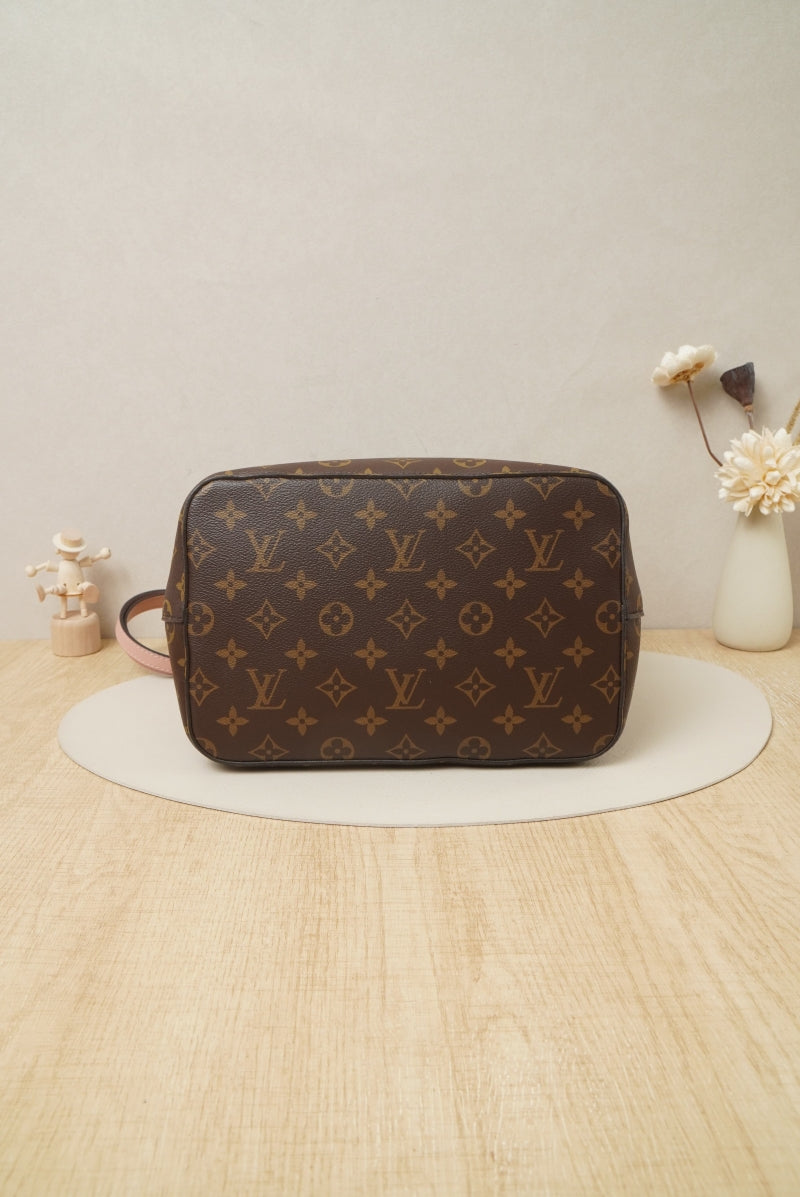 Louis Vuitton NéoNoé MM Monogram Canvas M44022