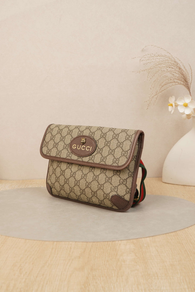 Gucci Neo Vintage GG Supreme belt bag
