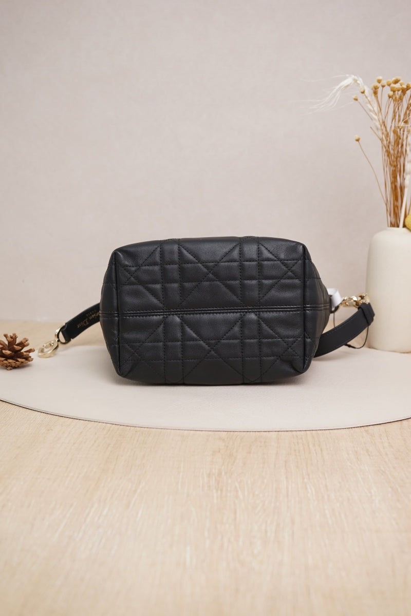 Small Dior Toujours Vertical Tote Bag Black Macrocannage Calfskin