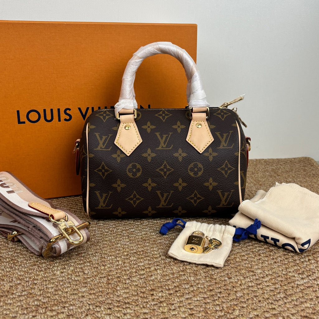 M45957 Speedy Bandoulière 20 in Monogram Canvas