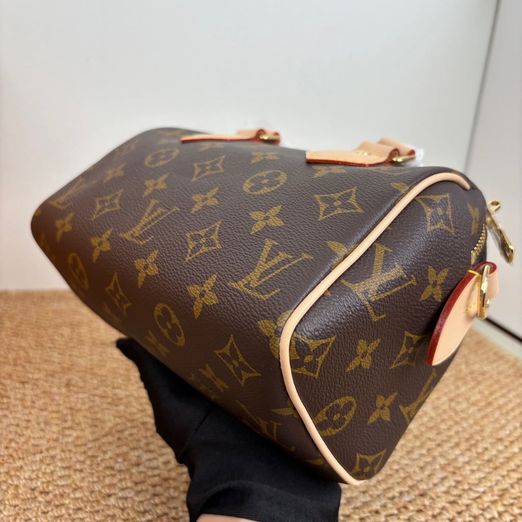 M45957 Speedy Bandoulière 20 in Monogram Canvas