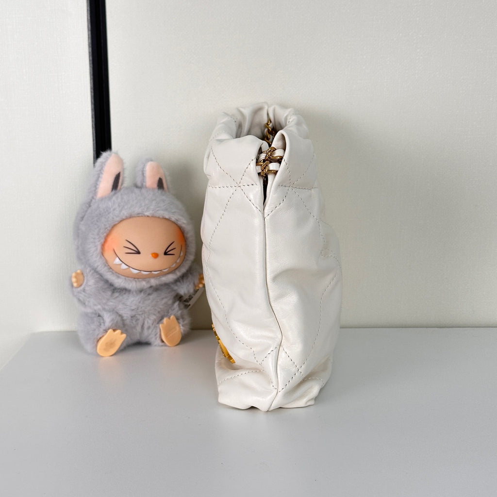 22 Mini Handbag in Shiny Grained Calfskin & Gold-Tone Metal