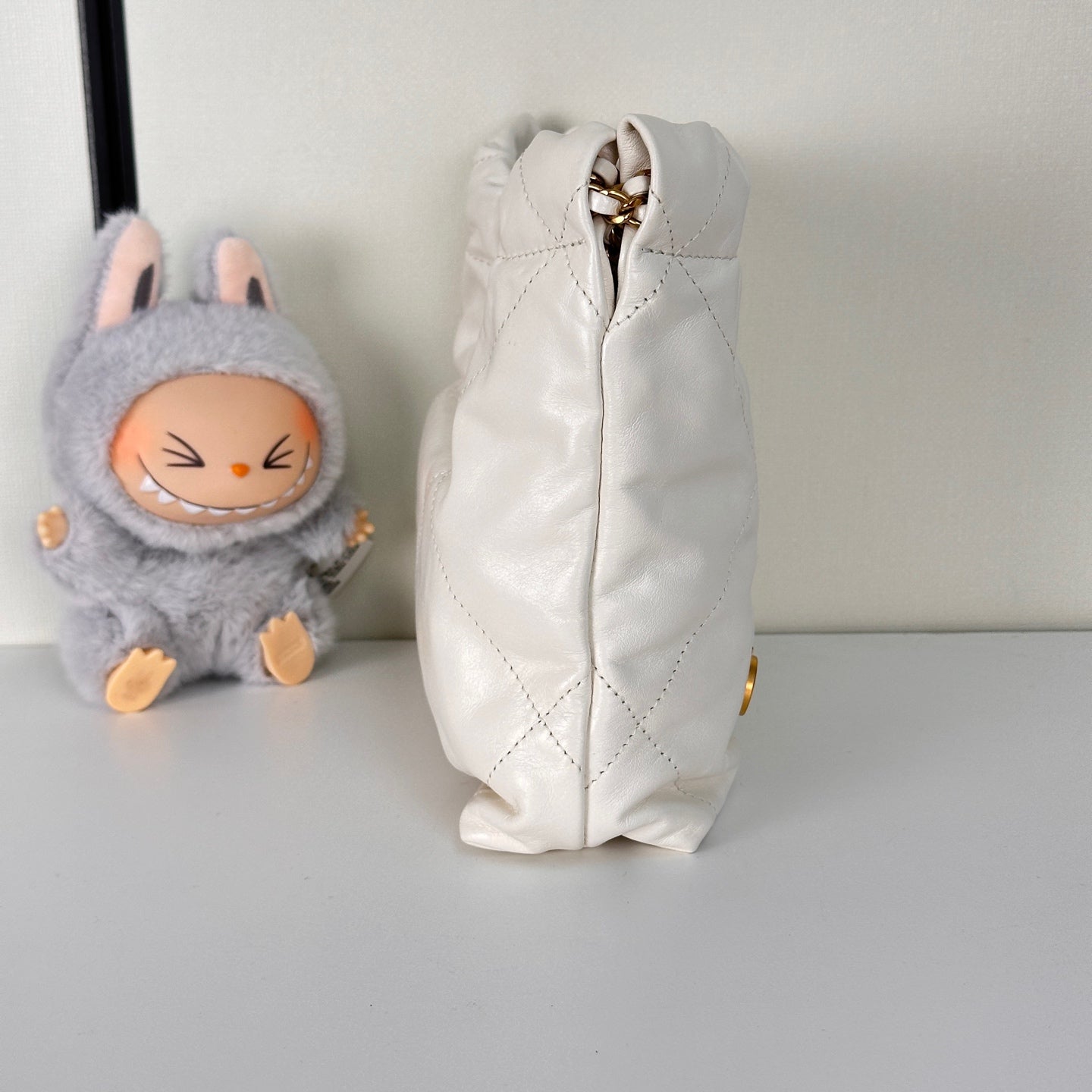 22 Mini Handbag in Shiny Grained Calfskin & Gold-Tone Metal