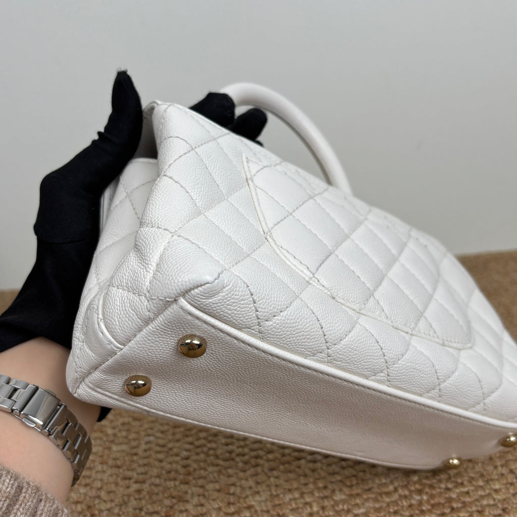 Chanel Coco Handle Medium Bag in Grained Calfskin