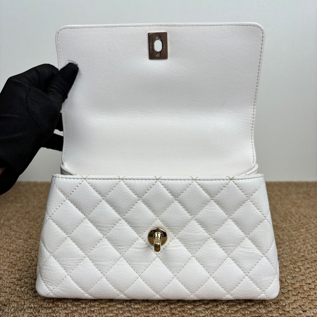 Chanel Coco Handle Medium Bag in Grained Calfskin