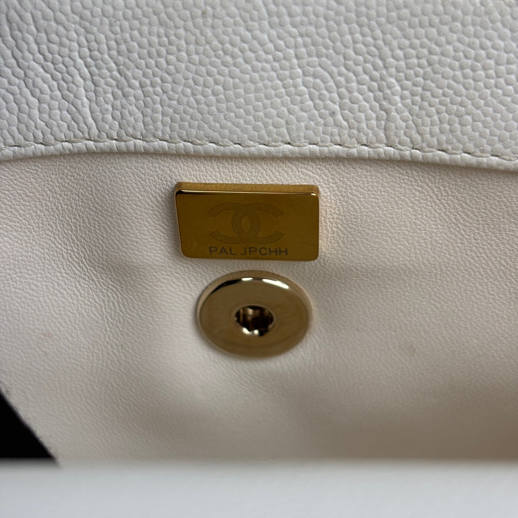 Chanel Coco Handle Medium Bag in Grained Calfskin