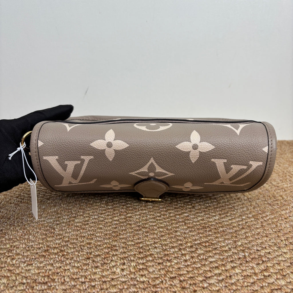 Louis Vuitton Diane Bag in Empreinte Leather M46583