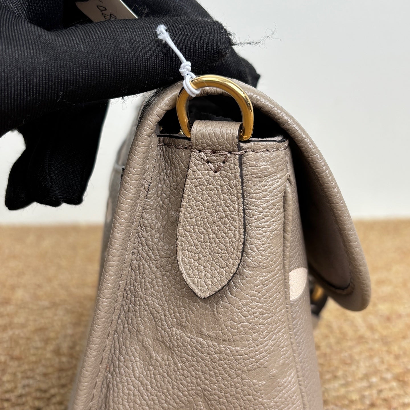 Louis Vuitton Diane Bag in Empreinte Leather M46583