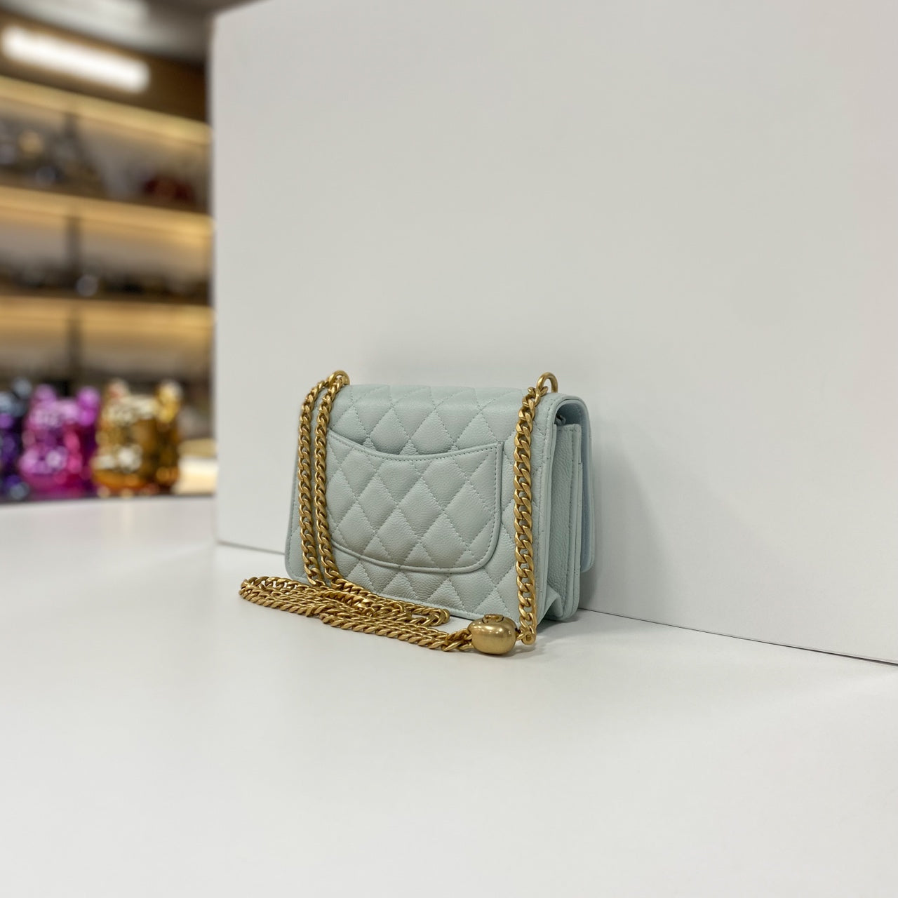 Chanel woc camellia Wallet On Chain in Grained Calfskin & Gold-Tone Metal