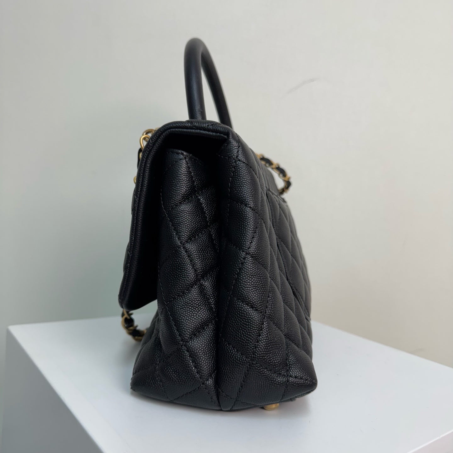 CHANEL HANDBAGS coco handle caviar quilted leather - A92991 Y61556 94305 crossbody bags