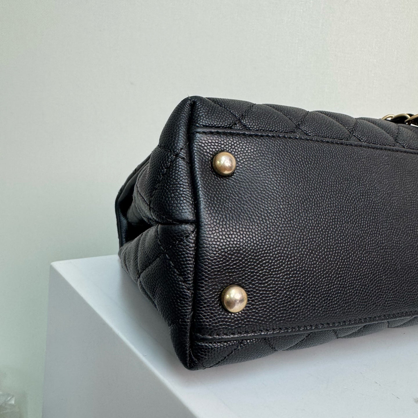 CHANEL HANDBAGS coco handle caviar quilted leather - A92991 Y61556 94305 crossbody bags