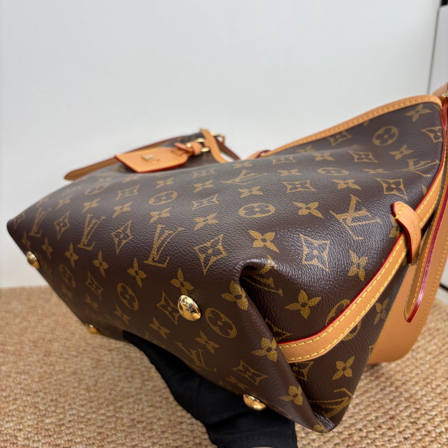 Louis Vuitton M46203 CarryAll PM