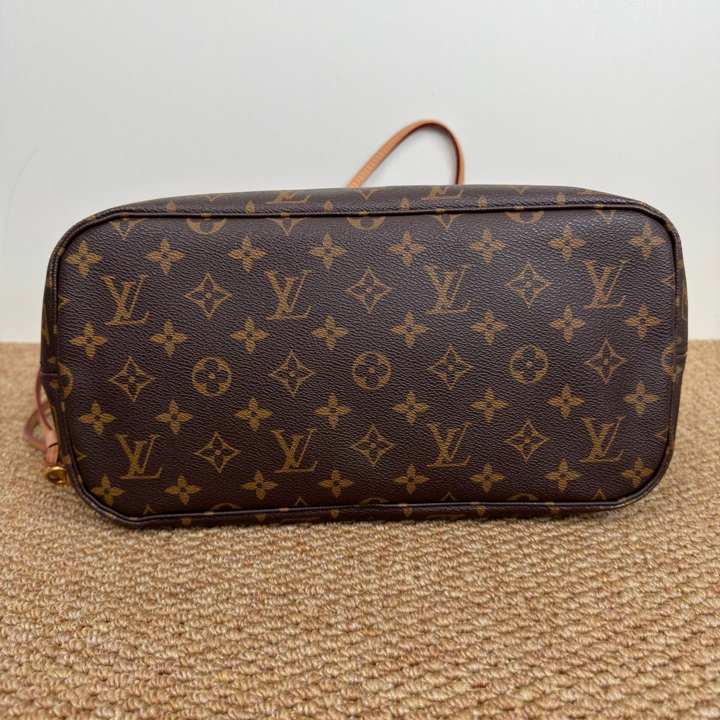 Louis Vuitton Neverfull GM Tote Bag in Monogram Canvas M41178
