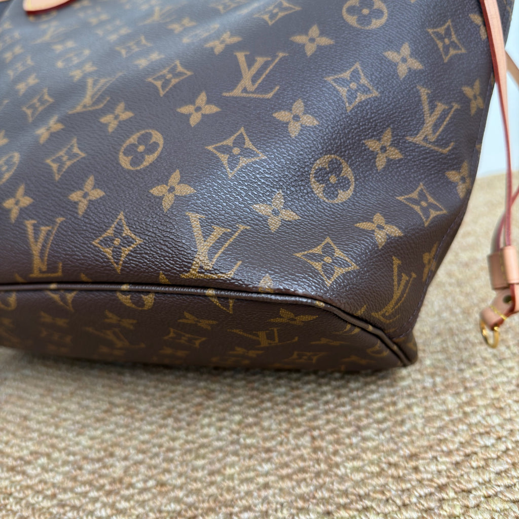 Louis Vuitton Neverfull GM Tote Bag in Monogram Canvas M41178