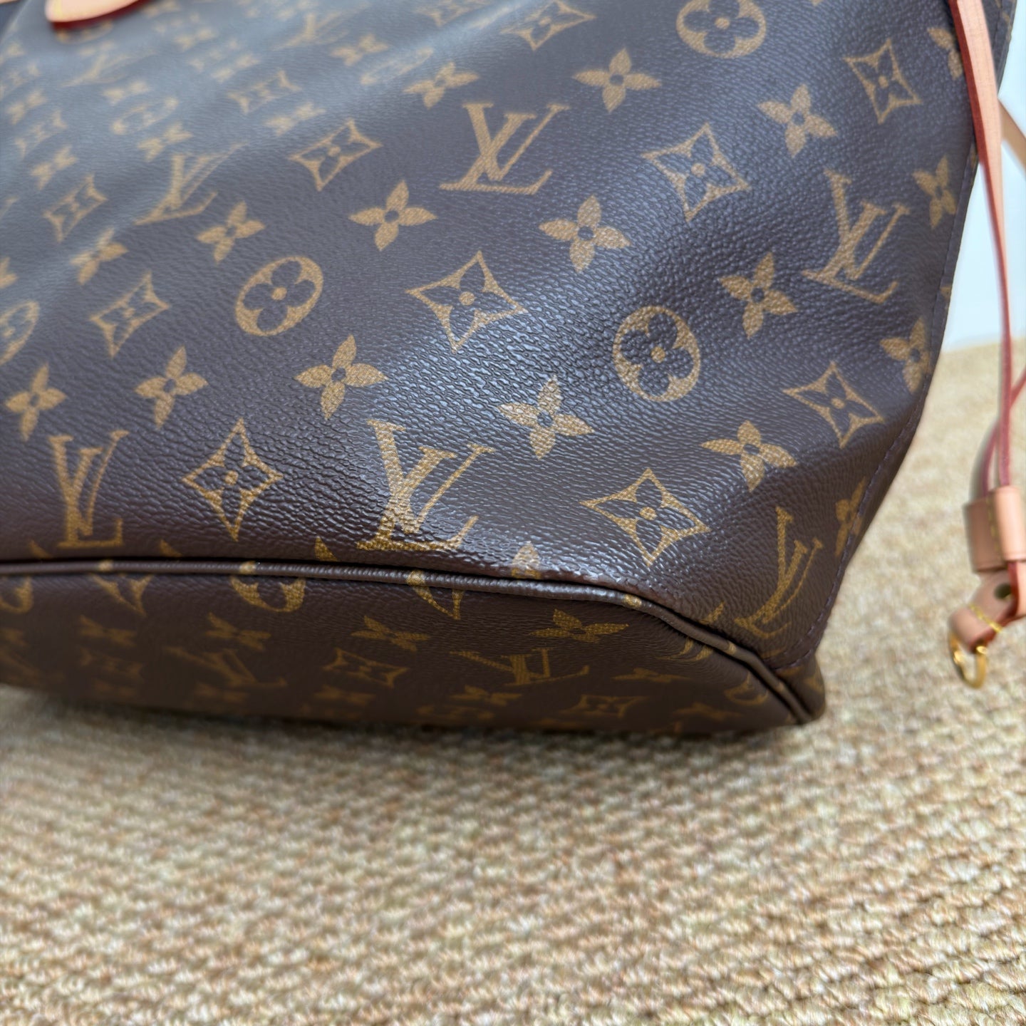 Louis Vuitton Neverfull GM Tote Bag in Monogram Canvas M41178