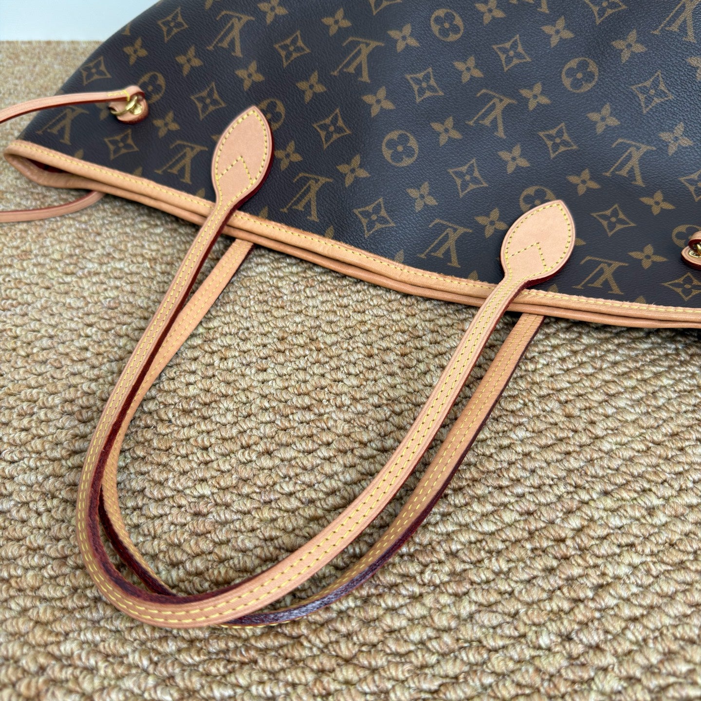 Louis Vuitton Neverfull GM Tote Bag in Monogram Canvas M41178