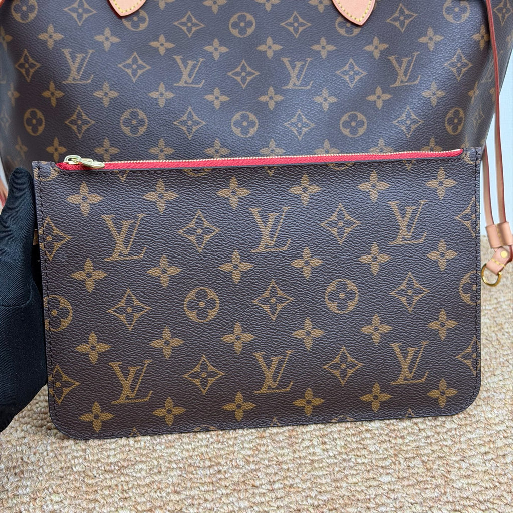 Louis Vuitton Neverfull GM Tote Bag in Monogram Canvas M41178