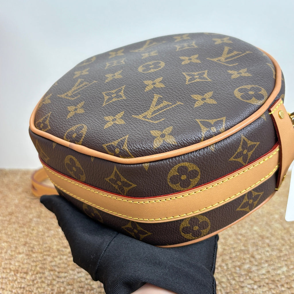 Louis Vuitton Boîte Chapeau Souple Bag in Monogram Canvas M45578