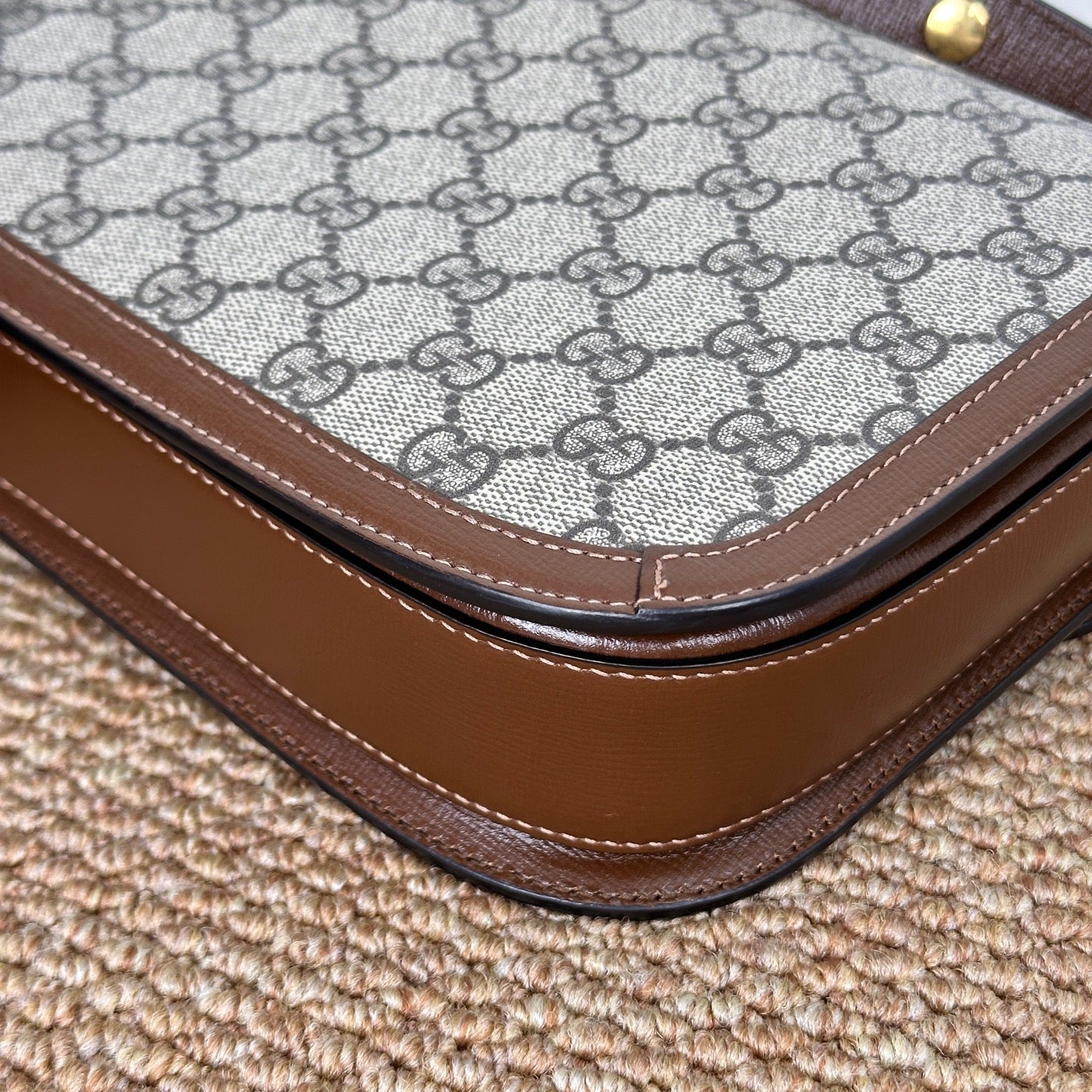 Gucci Horsebit 1955 medium bag in beige and ebony GG Supreme canvas 602204 92TCG 8563