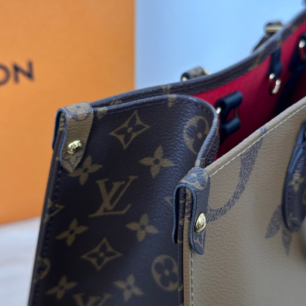 Louis Vuitton Onthego Medium Tote Bag in Monogram Canvas M45321