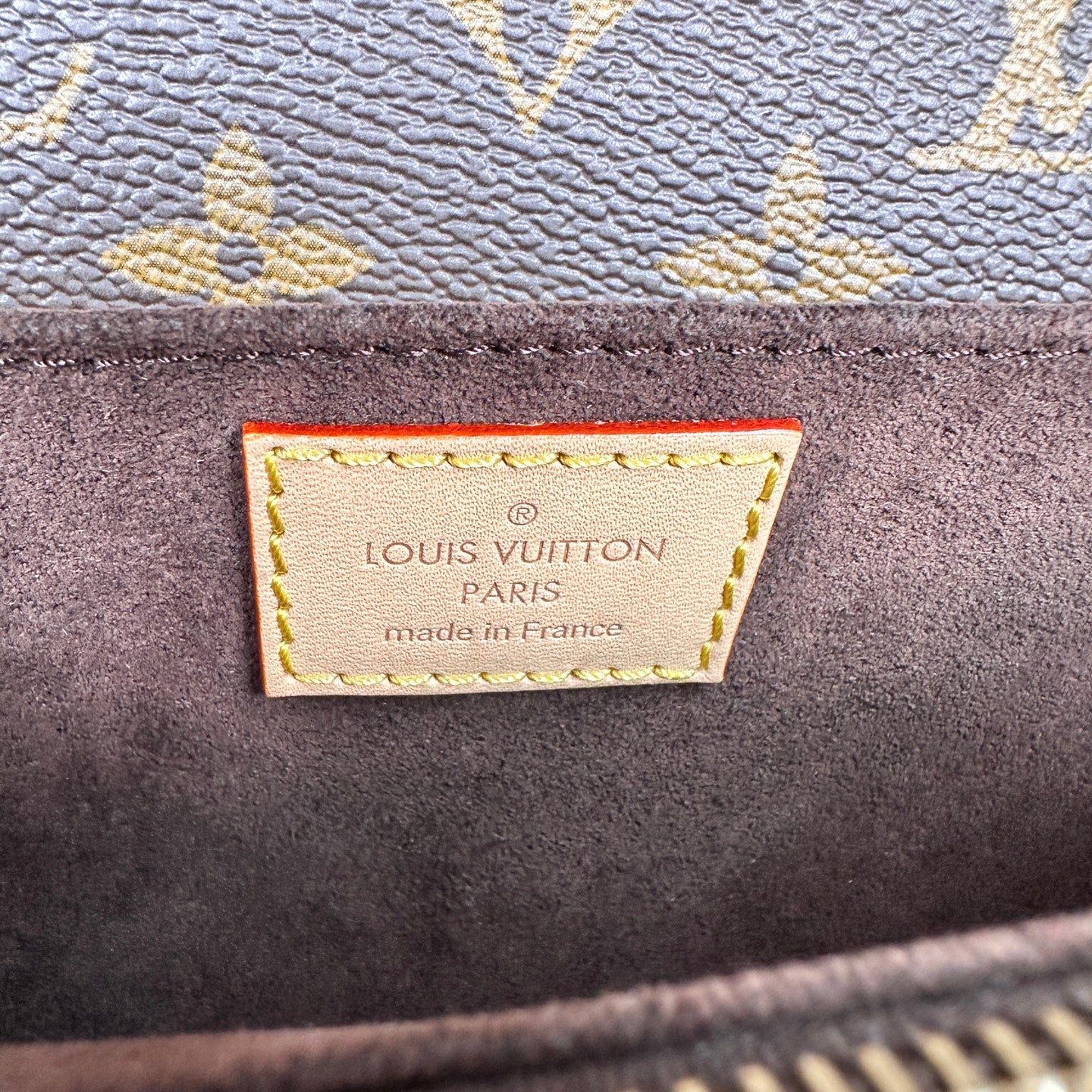Louis Vuitton Pochette Métis East West in Monogram Canvas M46279
