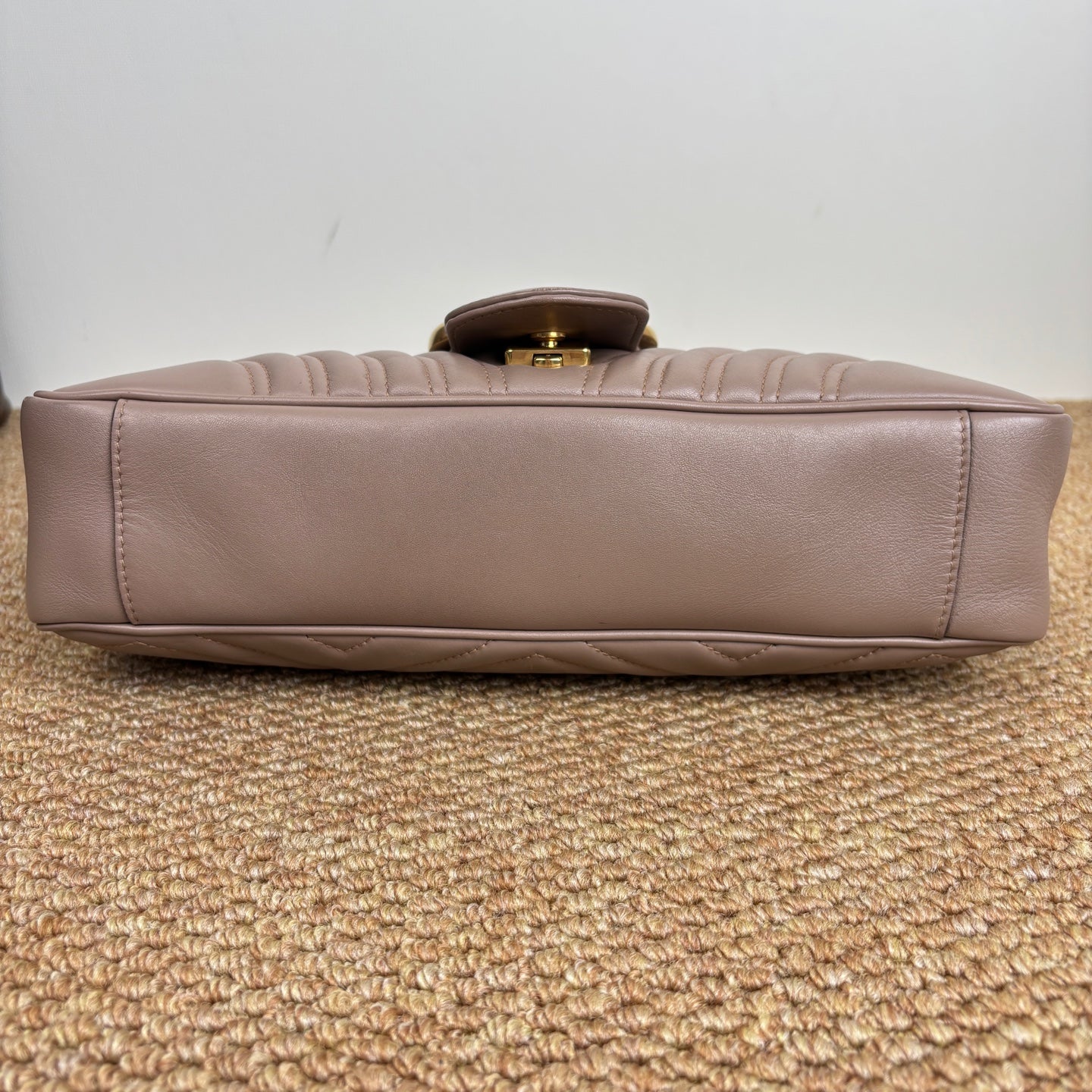 Gucci GG Marmont medium shoulder bag in quilted chevron leather 443497 DTDIT 5729