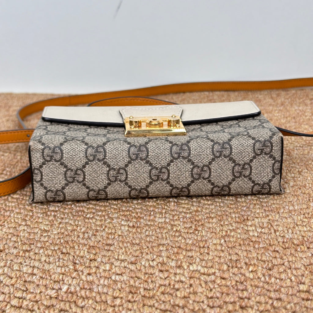 Gucci Padlock mini shoulder bag in beige and ebony GG Supreme canvas 652683 96GAG 9763