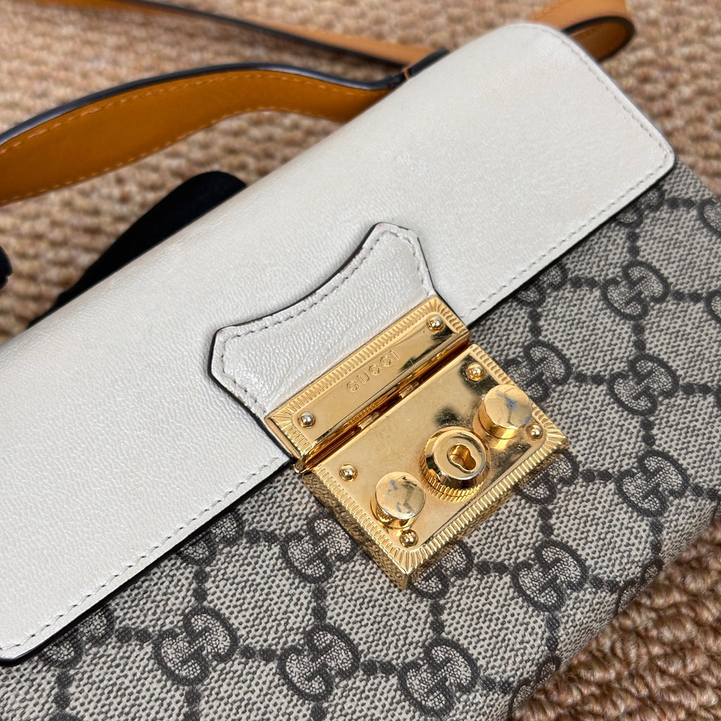 Gucci Padlock mini shoulder bag in beige and ebony GG Supreme canvas 652683 96GAG 9763