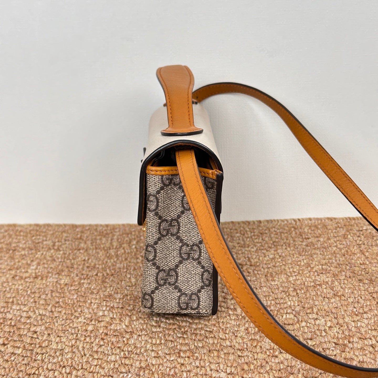 Gucci Padlock mini shoulder bag in beige and ebony GG Supreme canvas 652683 96GAG 9763