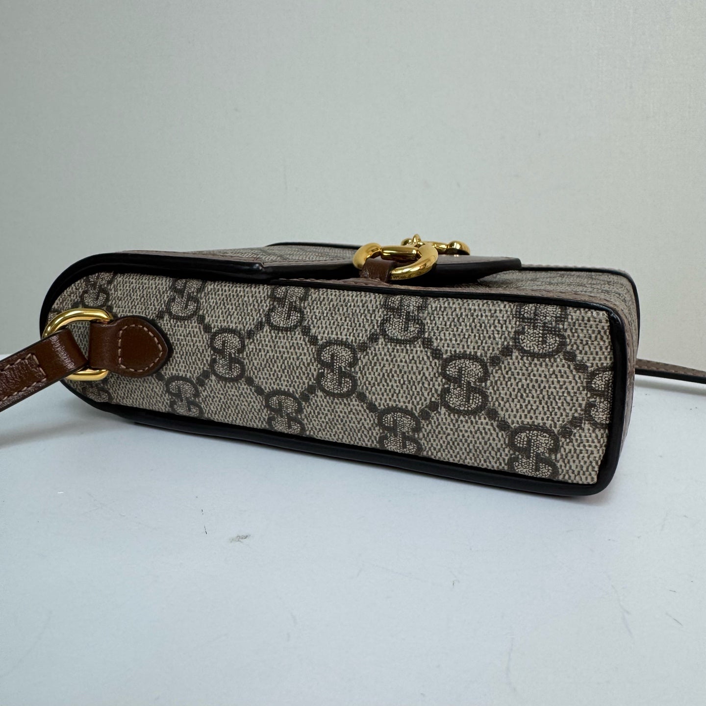 Gucci Horsebit 1955 phone holder in beige and ebony GG Supreme canvas 625615 92TCG 8563