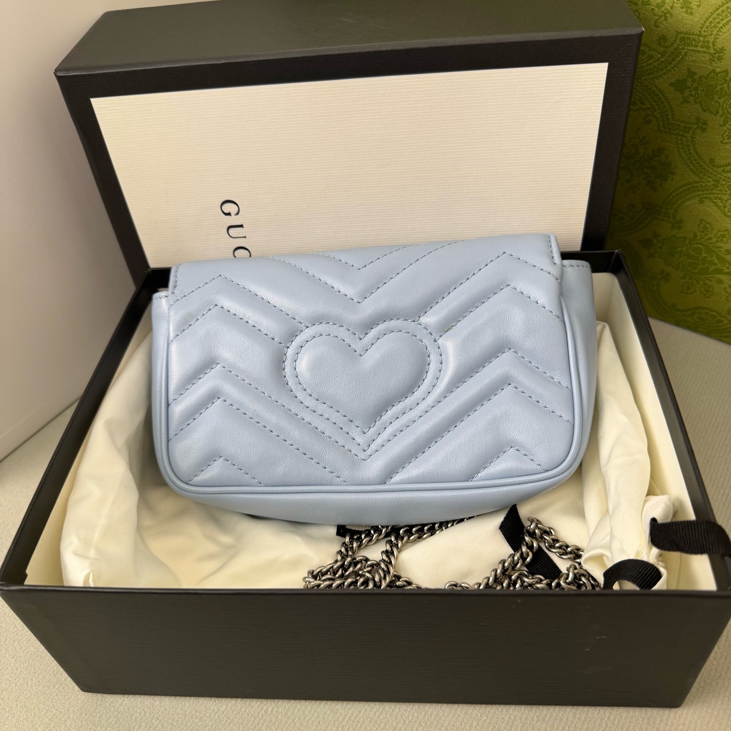 Gucci GG Marmont ultra mini bag in quilted chevron leather 476433-DTDCP-4928