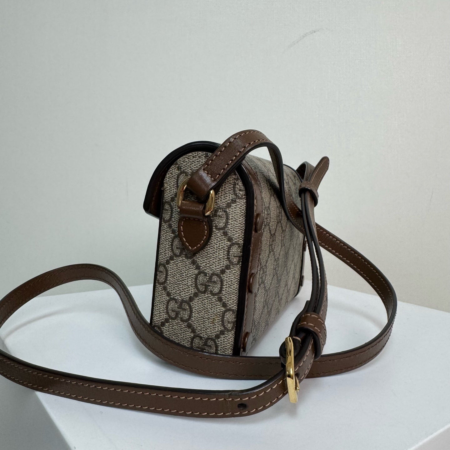 Gucci Horsebit 1955 small bag in beige and ebony GG Supreme canvas 699296 92TCG 8563