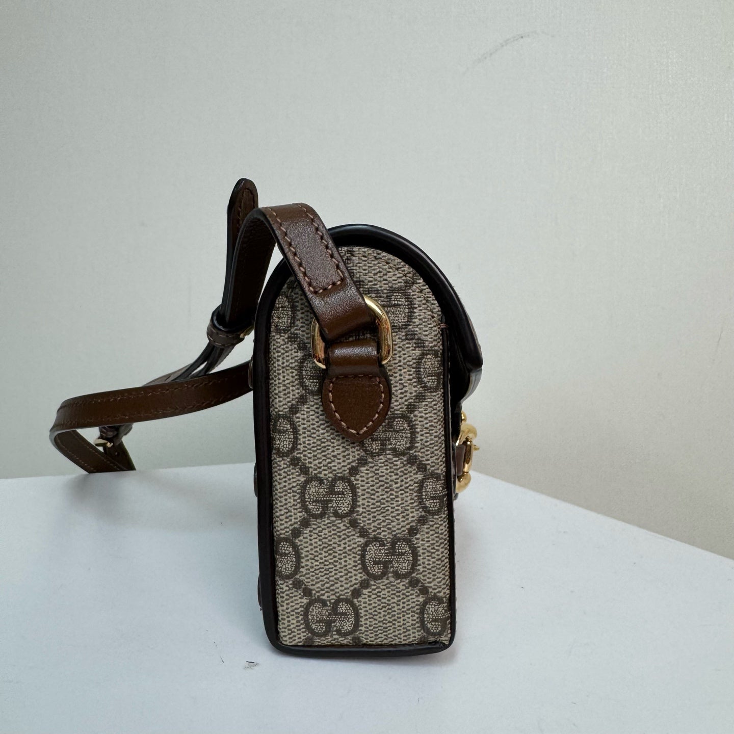 Gucci Horsebit 1955 small bag in beige and ebony GG Supreme canvas 699296 92TCG 8563