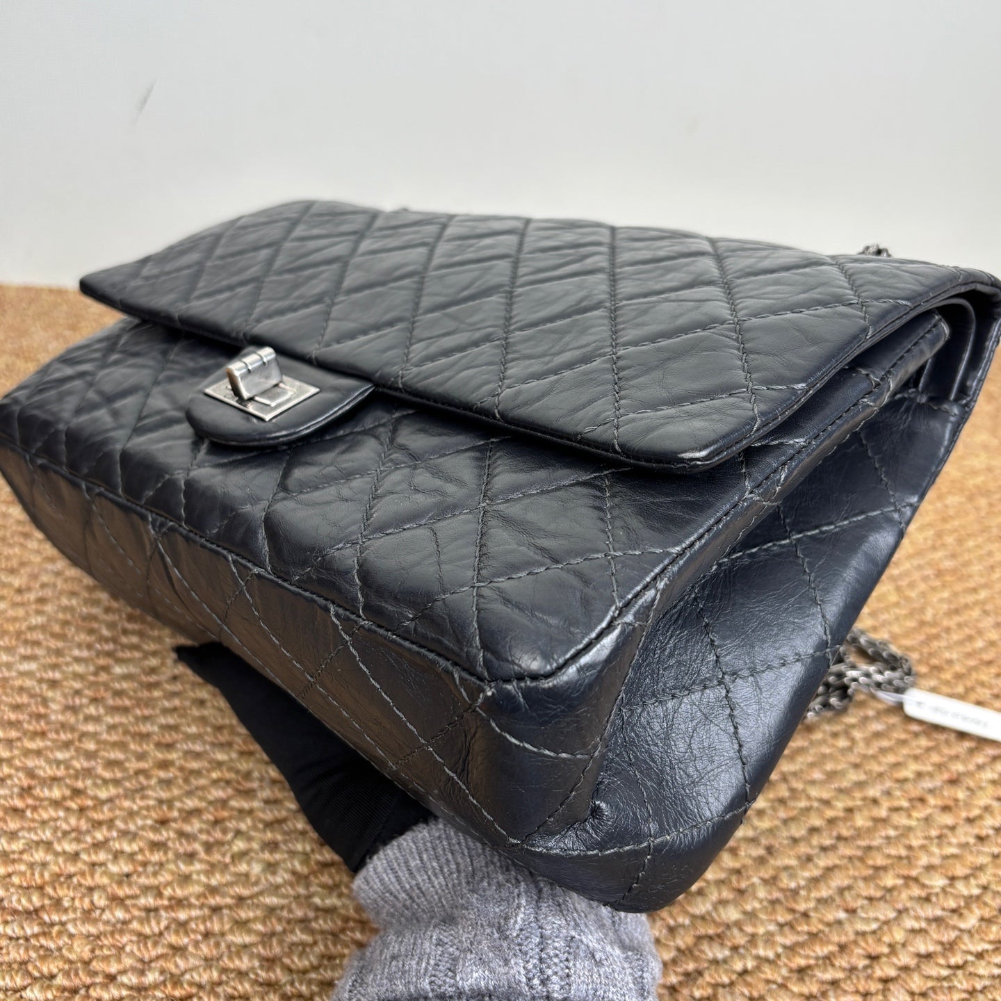 Chanel Large 2.55 handbag, Aged calfskin & gold-tone metal, black A37587Y04634C3906