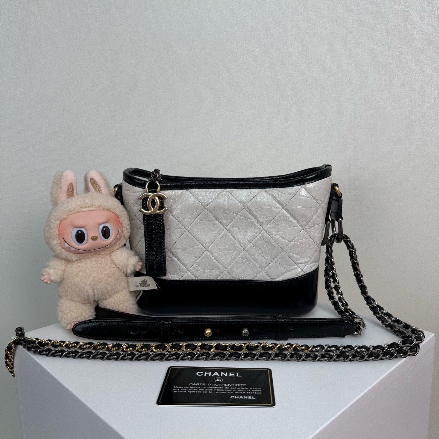 Chanel Small Gabrielle Hobo Bag Aged Calfskin & Smooth Calfskin White & Black A91810Y61477C0200