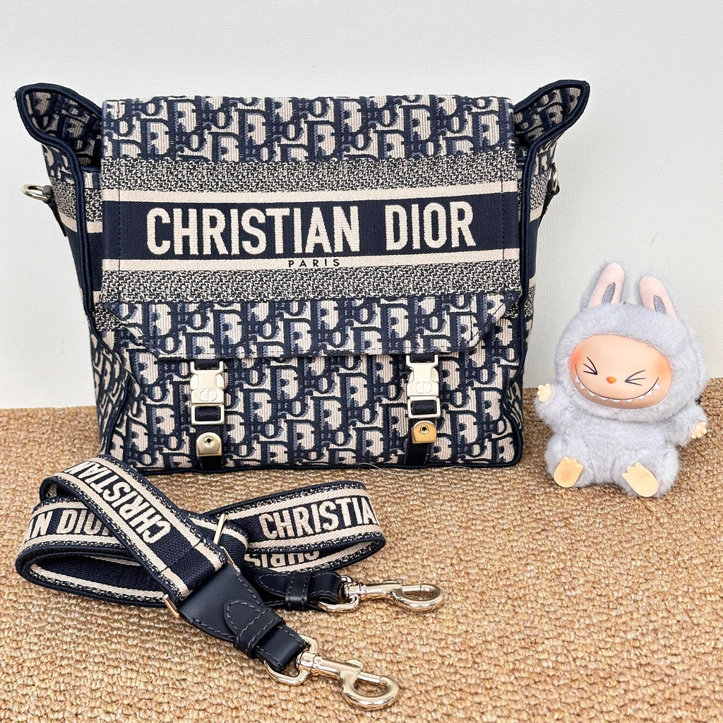 Medium Diorcamp Bag Blue Dior Oblique Embroidery M1240ORIW_M928
