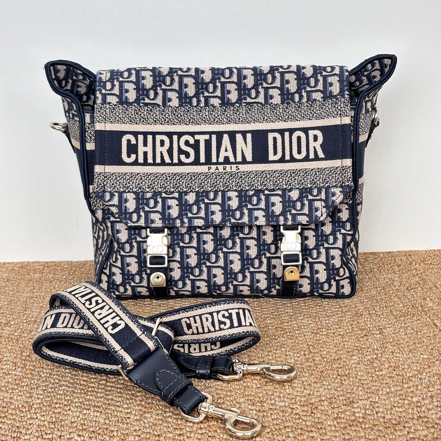 Medium Diorcamp Bag Blue Dior Oblique Embroidery M1240ORIW_M928