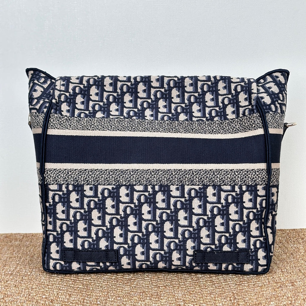 Medium Diorcamp Bag Blue Dior Oblique Embroidery M1240ORIW_M928
