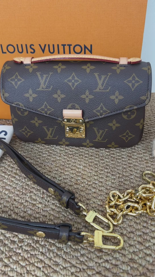 Louis Vuitton Pochette Métis East West in Monogram Canvas M46279